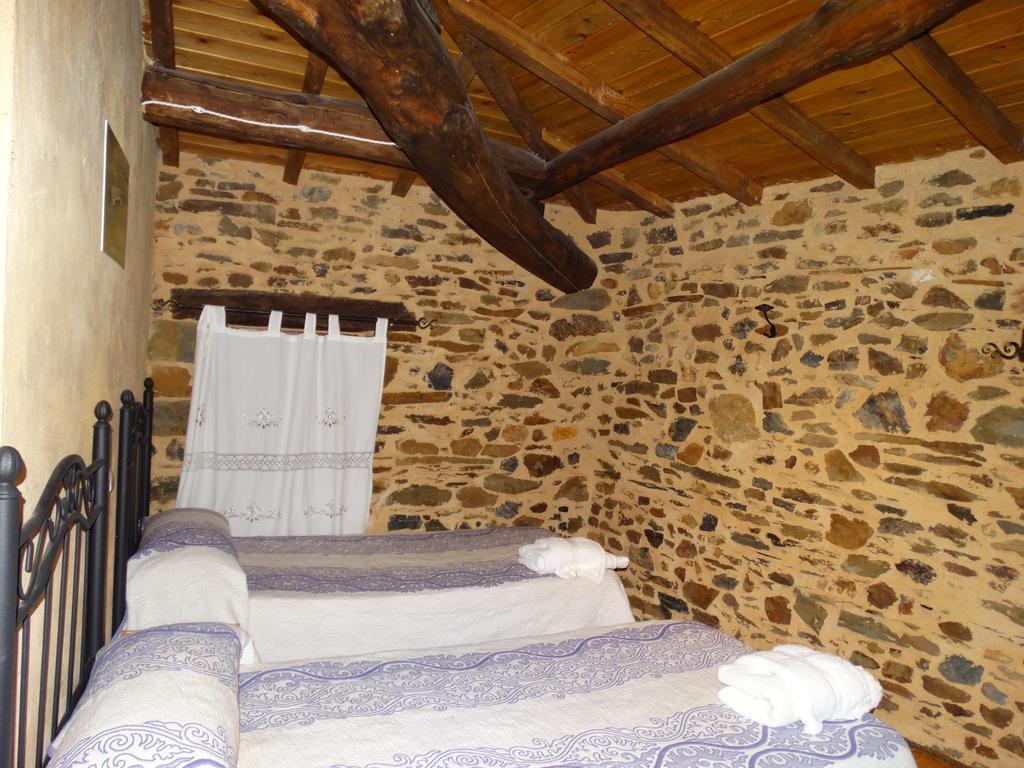 Maison d'hôtes Casa Abuela ★★★ à Grisuela Extérieur photo